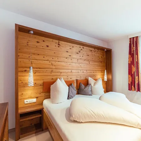 Apartment Haus Sonnenterrasse Fiss