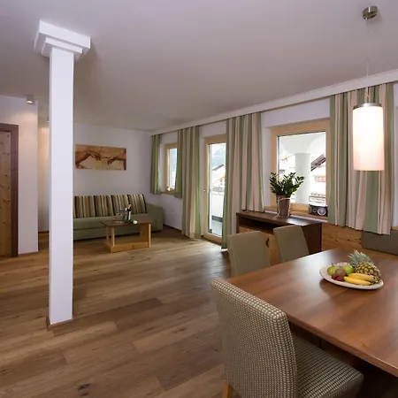 Apartment Haus Sonnenterrasse Fiss